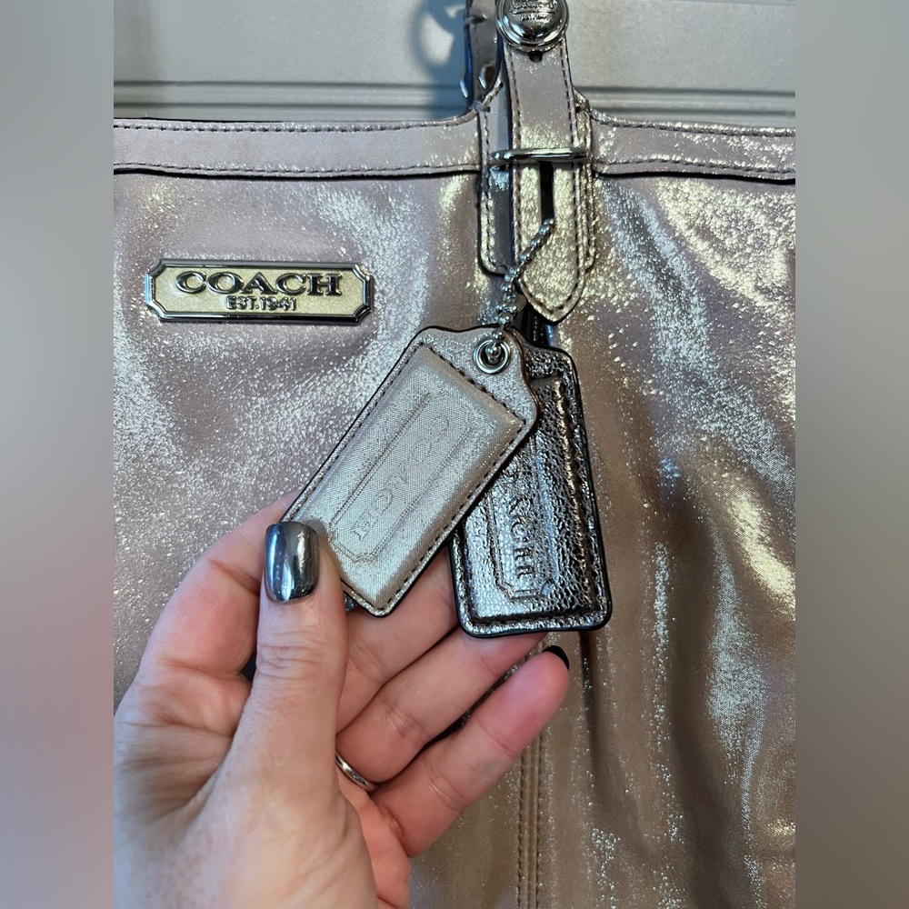 Coach-Hampton Metallic Pink/Beige Laguna Tote - Picture 7 of 16